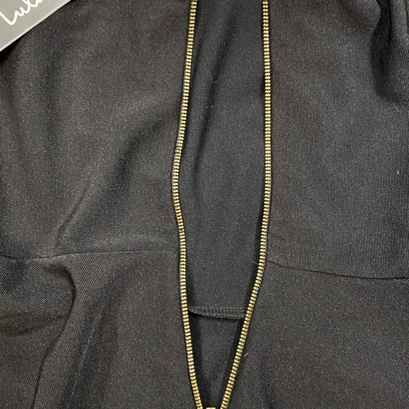 Little Black Dress - Picture 6 of 7